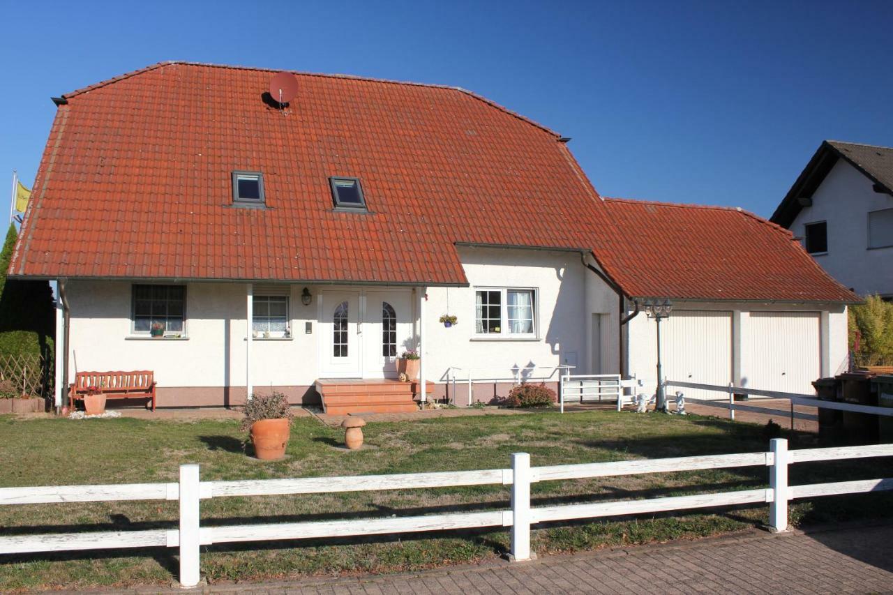 Ruhige Und Gemuetliche Ferienwohnung In Calden מראה חיצוני תמונה